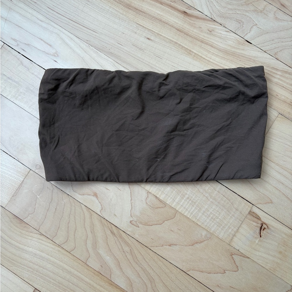 Brown skims bandeau top